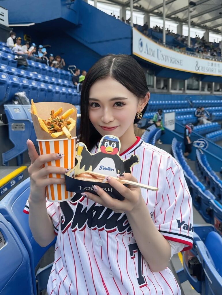 田丸りさの野球観戦4