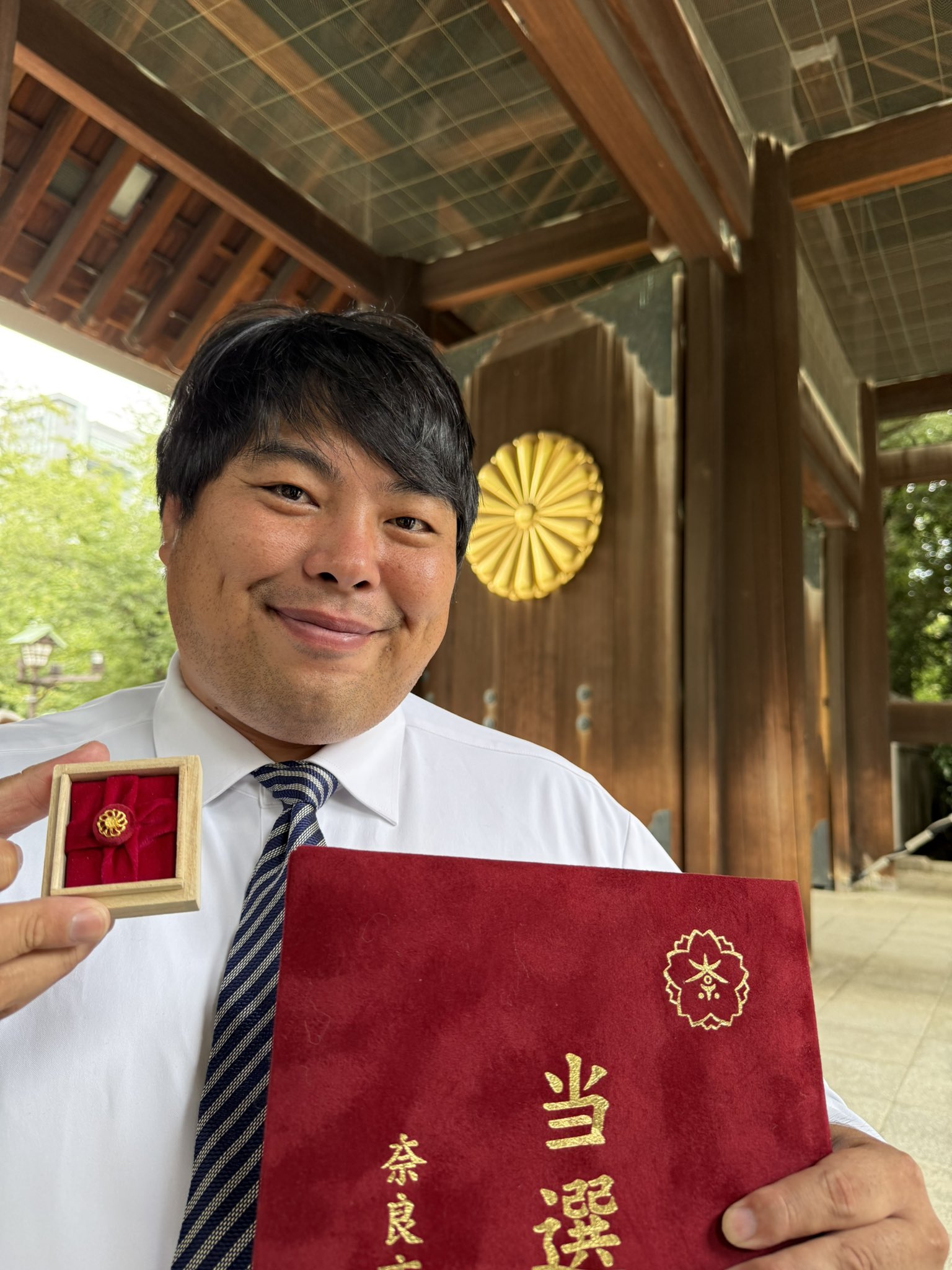 へずまりゅうが靖国神社を参拝した時