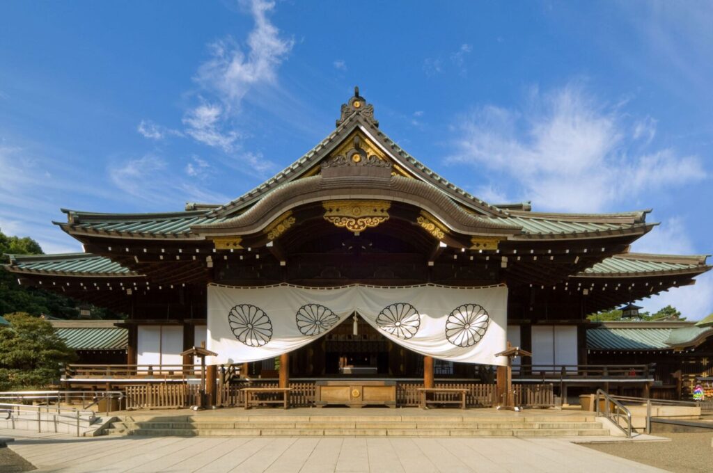 靖国神社正面