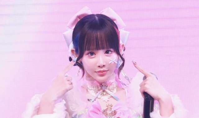 ピンクのゆりにゃ