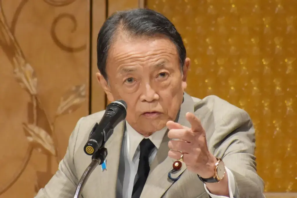 麻生太郎の演説シーン