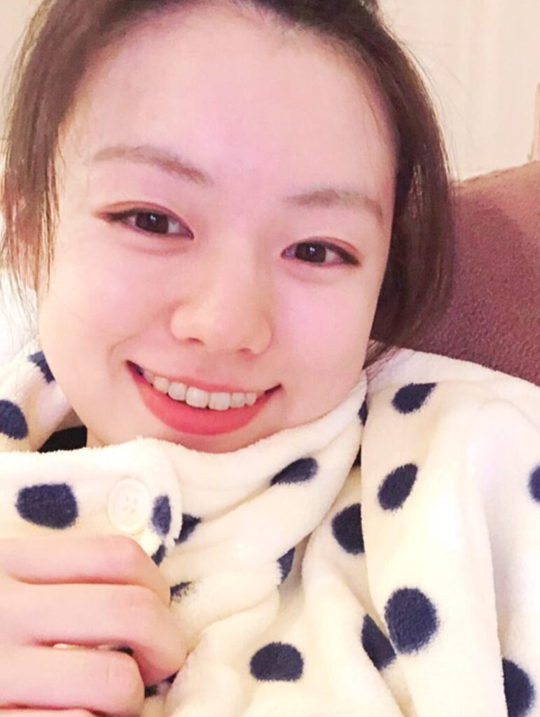 遠坂めぐのすっぴん画像、Instagram
